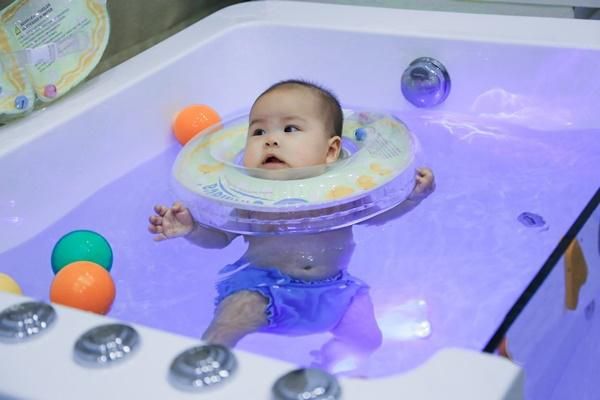 Bồn tắm massage trẻ em Baby Swimming (Sao chép)