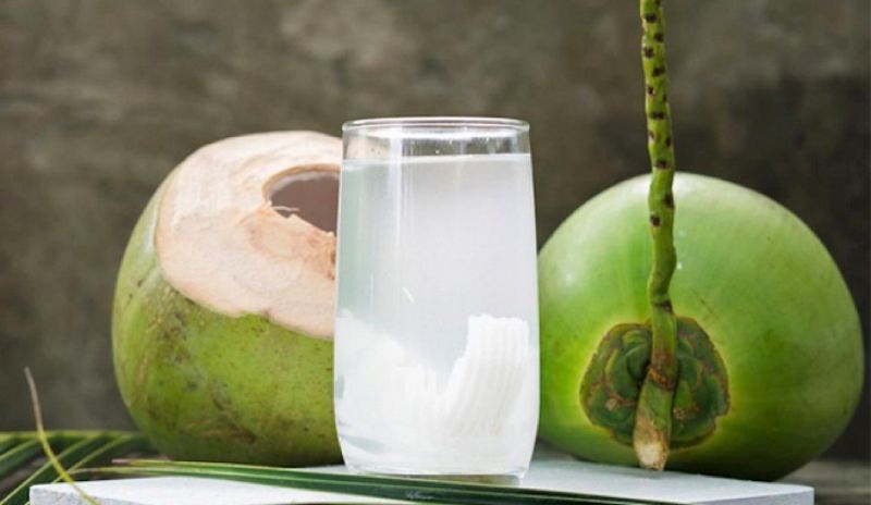 10: Điều chỉnh lượng nước dừa cho phù hợp với khẩu vị chung của gia đình