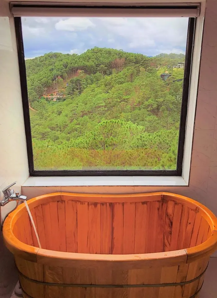 Kinh doanh spa nên chọn bồn tắm gỗ nào: Hướng dẫn đầu tư từ A-Z cho chủ spa 7 Kinh doanh spa nên chọn bồn tắm gỗ nào: Hướng dẫn đầu tư từ A-Z cho chủ spa