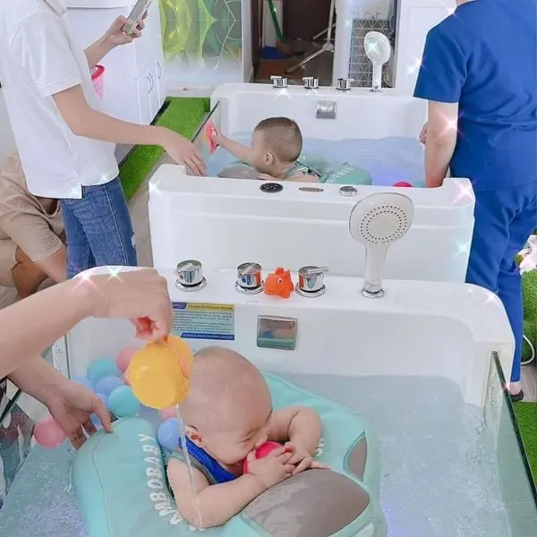 Bể bơi thủy liệu cho trẻ em Baby Swimming