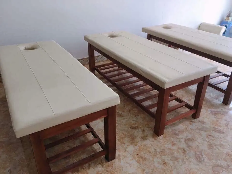 Giường massage chân gỗ tràm